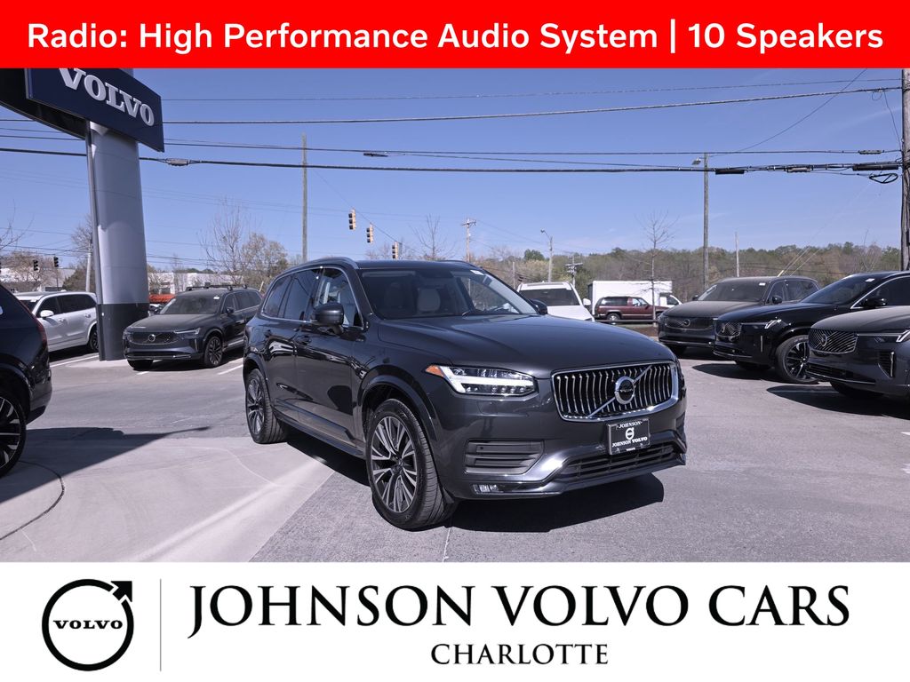 2021 Volvo XC90 Momentum