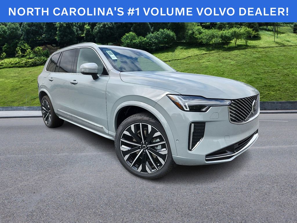 2026 Volvo XC90 Plus