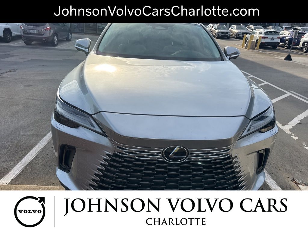 2023 Lexus RX 350h Luxury photo 2