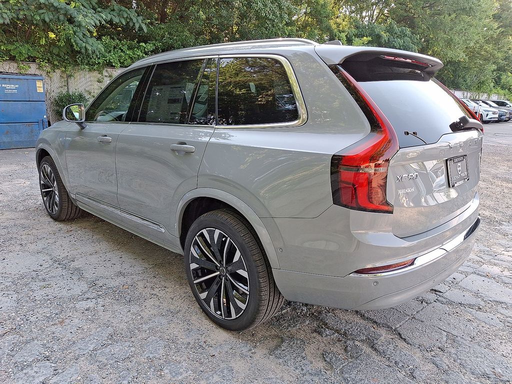 2026 Volvo XC90 Ultra - Photo 11