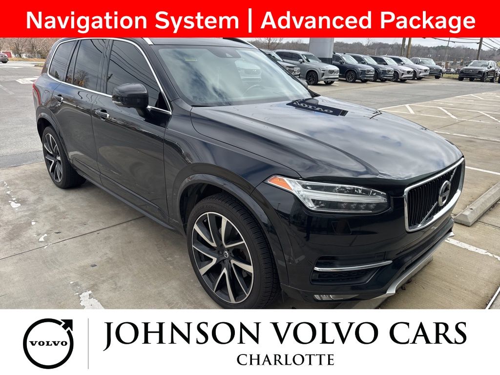 2019 Volvo XC90 Momentum