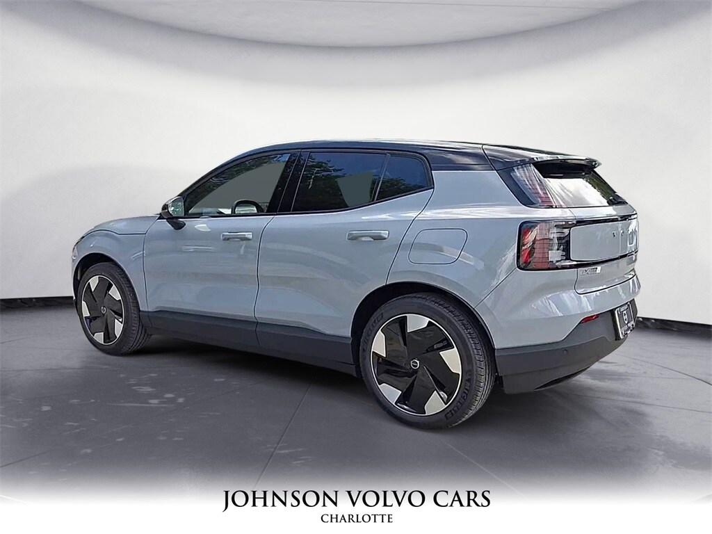 2025 Volvo EX30 Plus photo 2