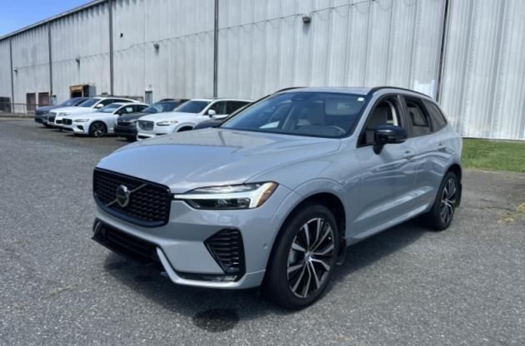 Used 2024 Volvo XC60 B5 Plus Dark SUV