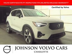 2025 Volvo XC40 B5 Plus Dark Theme SUV