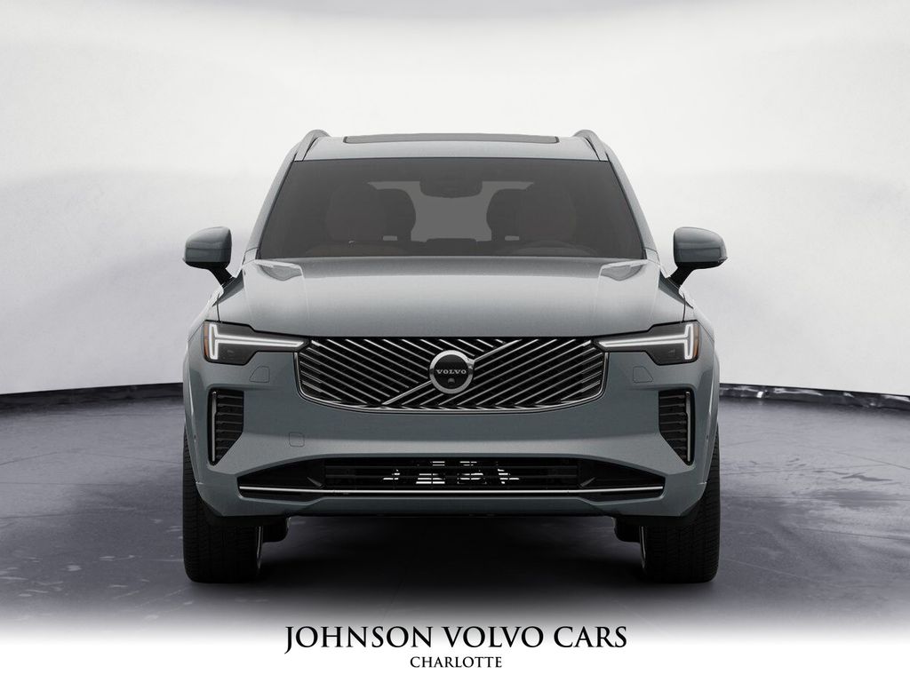 2026 Volvo XC90 Plus photo 2