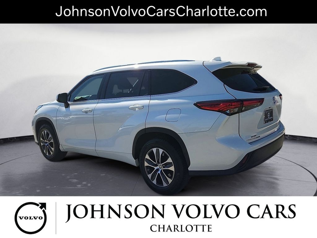Used 2020 Toyota Highlander XLE SUV