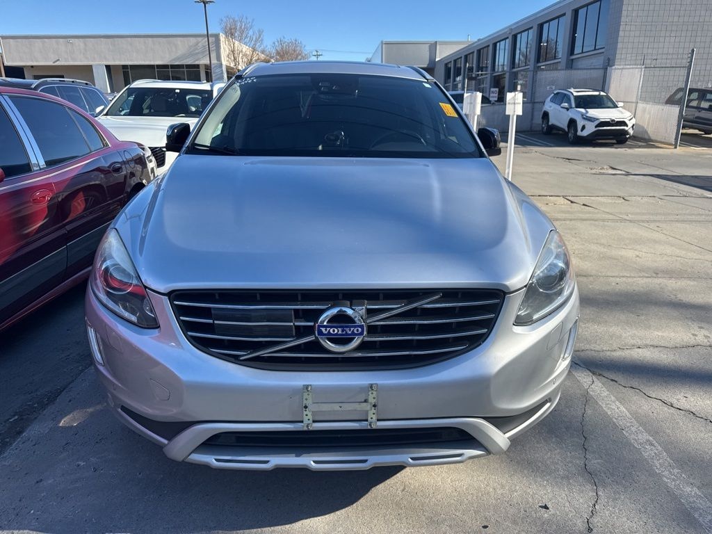 Used 2017 Volvo XC60 T5 FWD Dynamic SUV