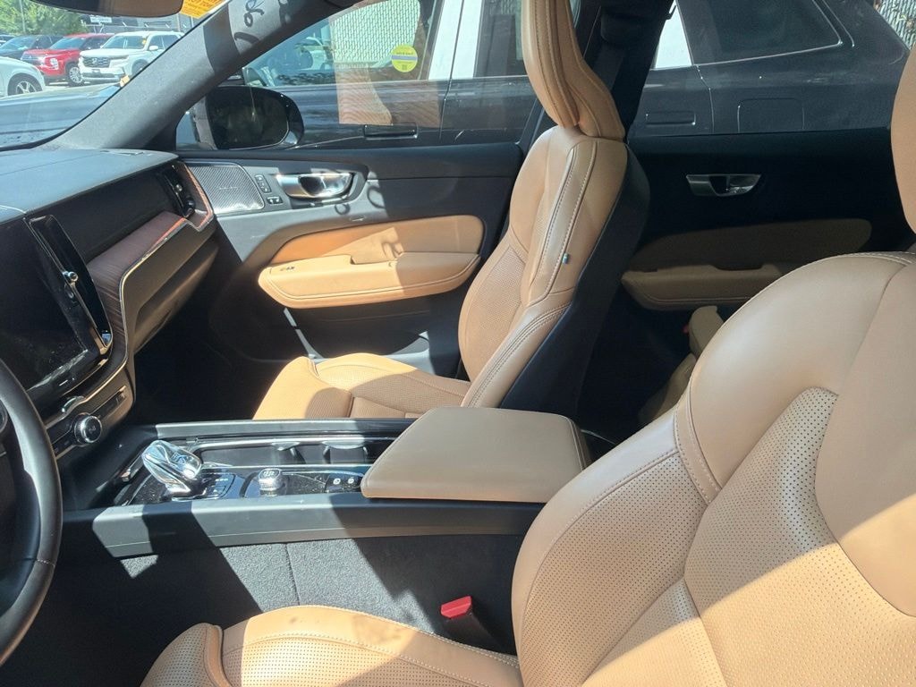 Certified 2024 Volvo XC60 B5 Ultimate Dark SUV