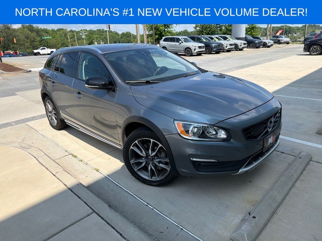 Used 2018 Volvo V60 Cross Country T5 AWD Wagon