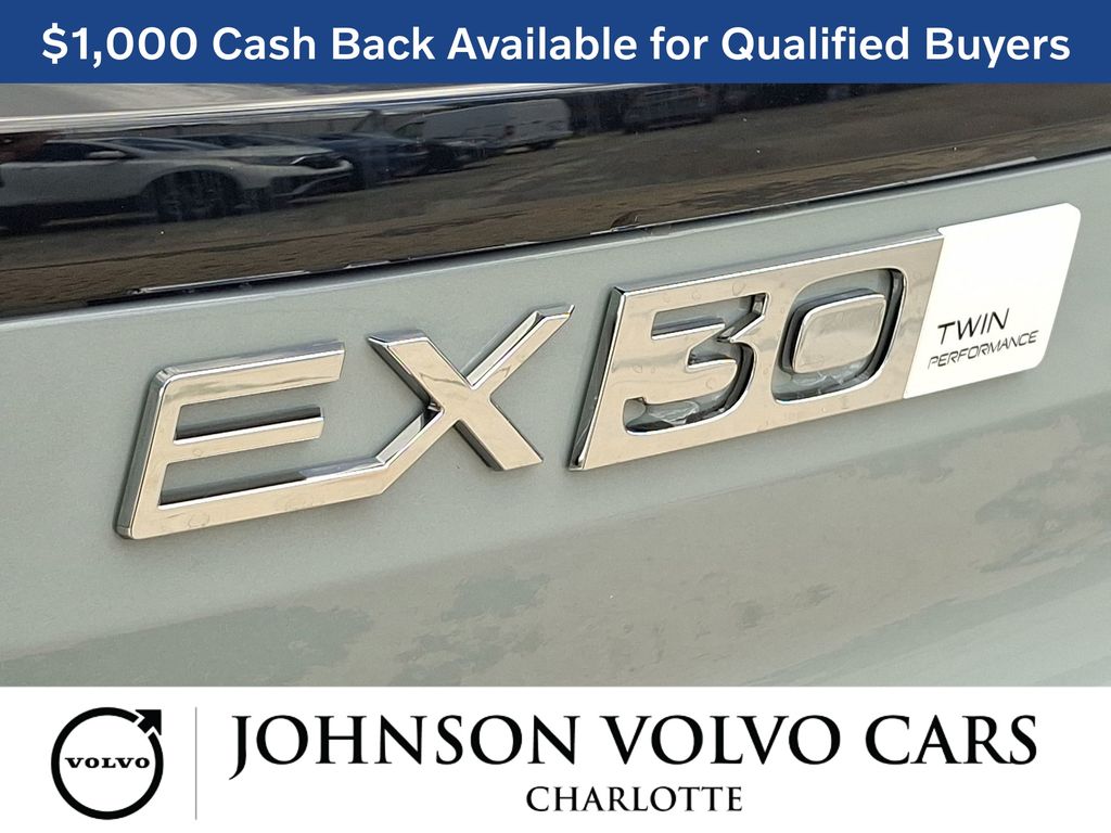 2025 Volvo EX30 Plus - Photo 11