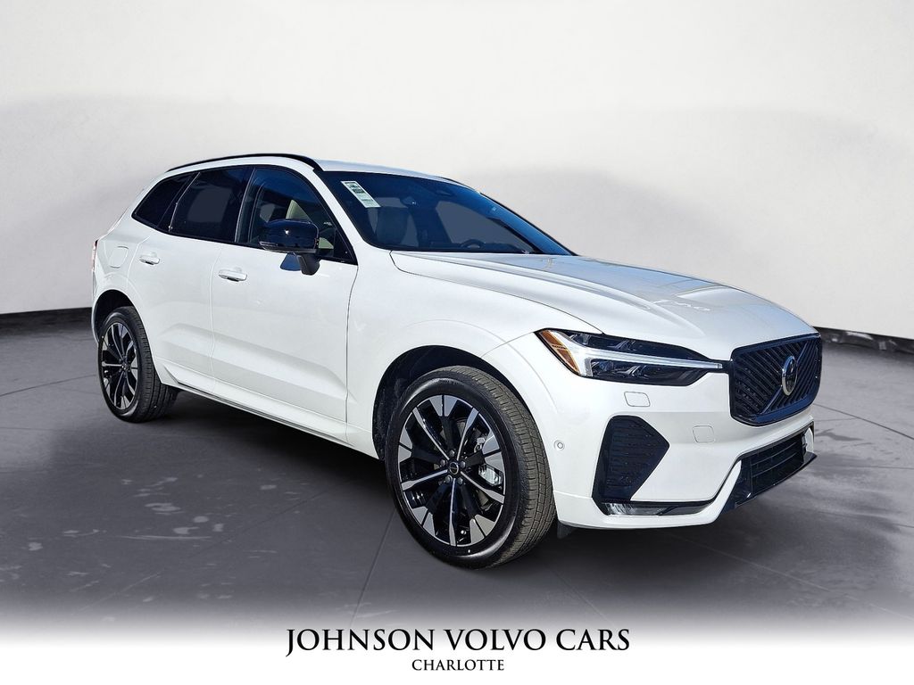2026 Volvo XC60 Plus's photo