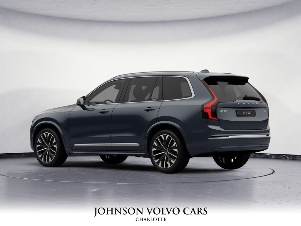 2026 Volvo XC90 Plus photo 4