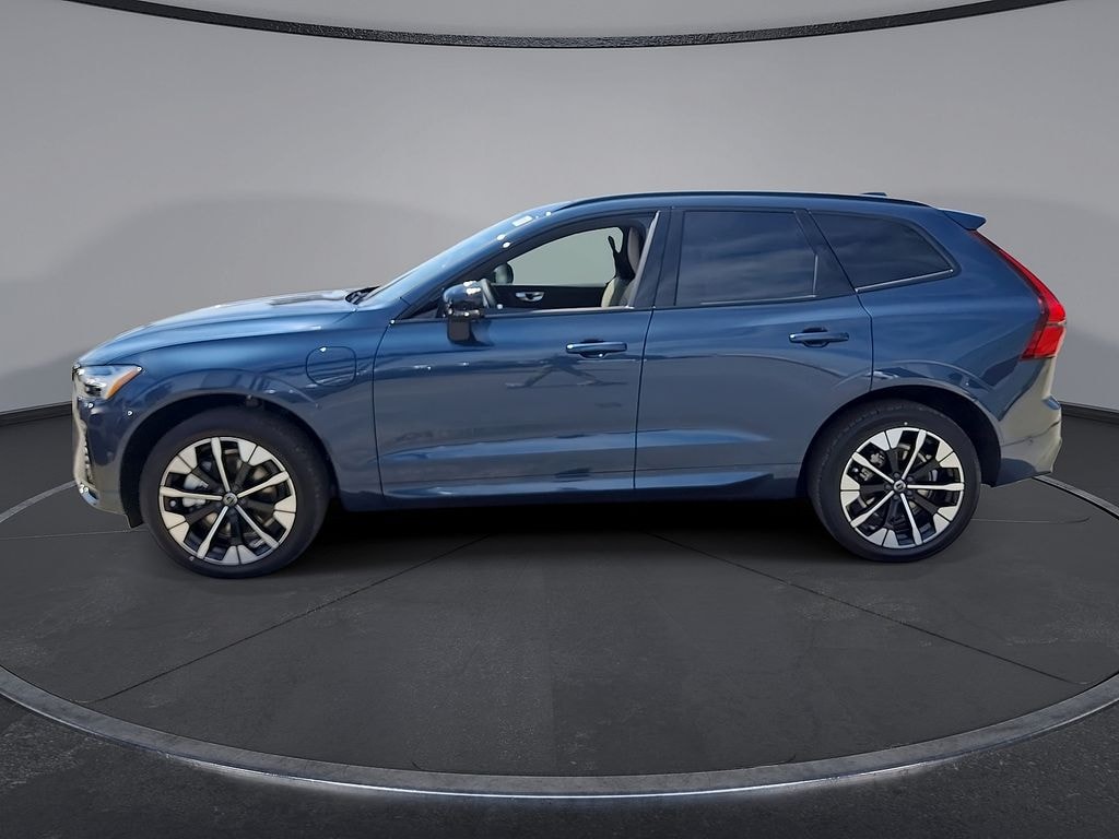 New 2026 Volvo XC60 plug-in hybrid T8 Plus SUV