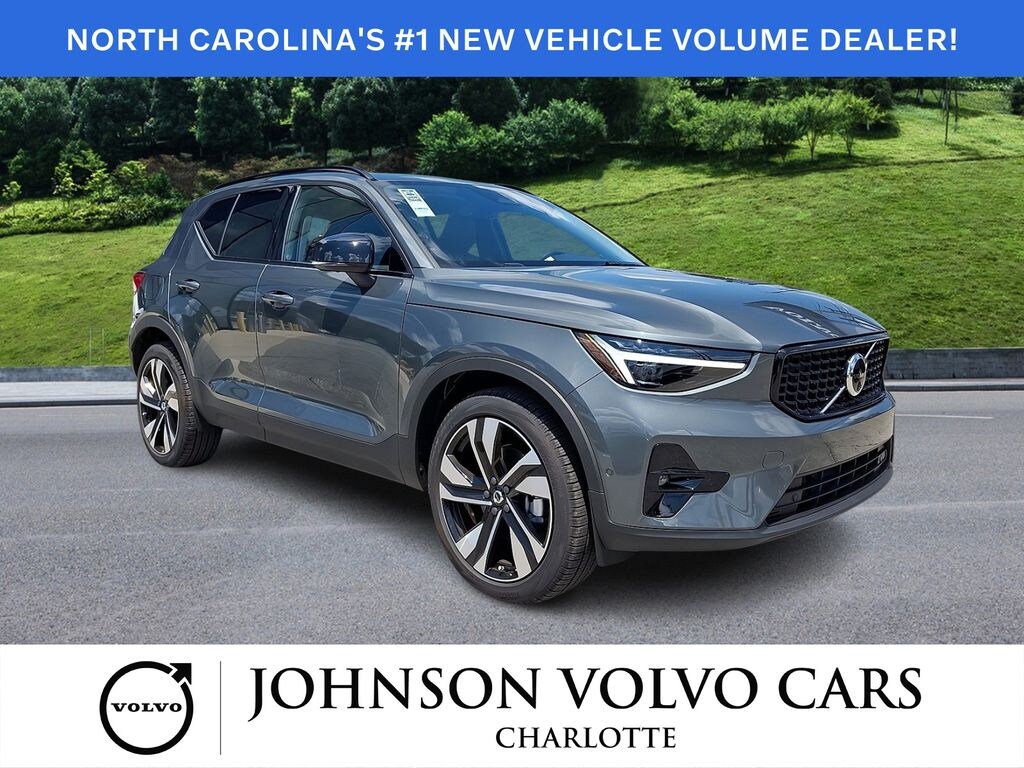 New 2026 Volvo XC40 B5 Plus SUV