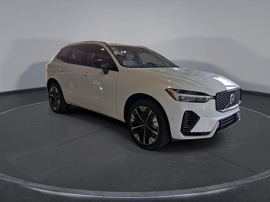 New 2026 Volvo XC60 plug-in hybrid T8 Plus SUV