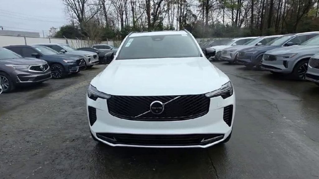 New 2026 Volvo XC90 B6 Ultra Dark Theme 7-Seater SUV