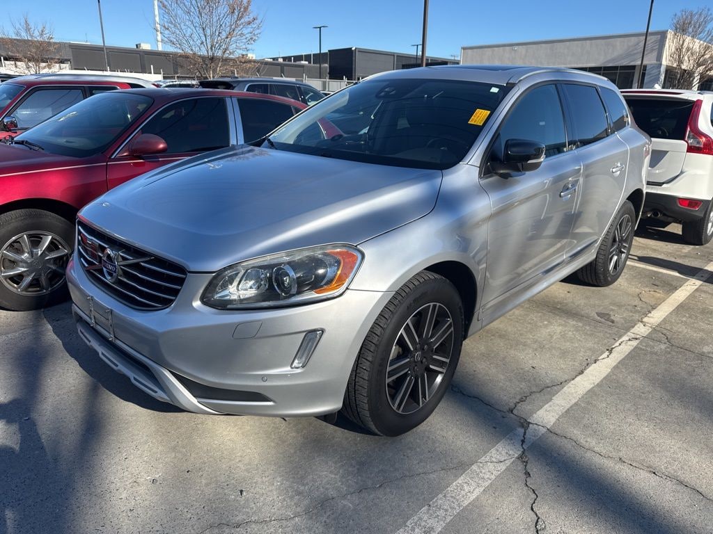 Used 2017 Volvo XC60 T5 FWD Dynamic SUV