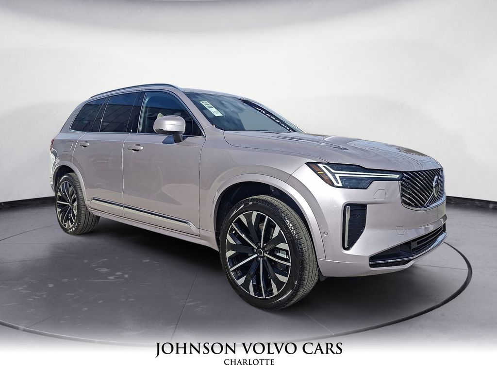 2026 Volvo XC90 Plus's photo