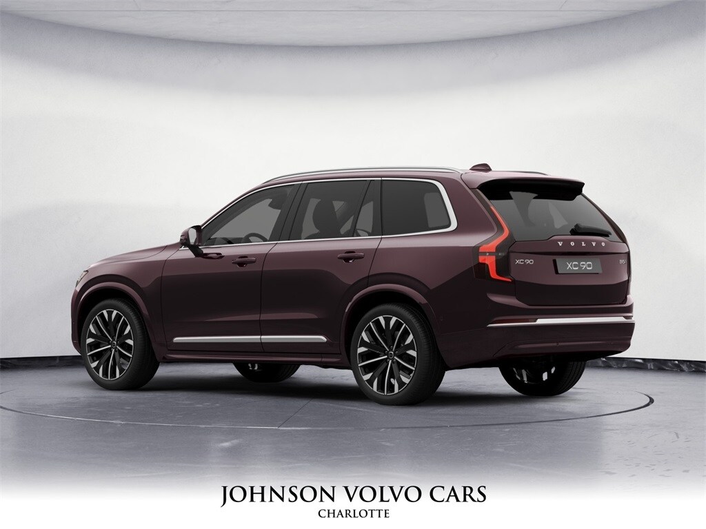 2026 Volvo XC90 B5 Plus photo 4