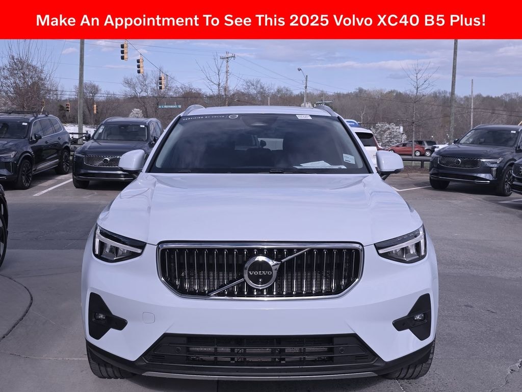 Certified 2025 Volvo XC40 B5 Plus Bright Theme SUV