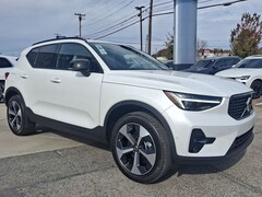 2026 Volvo XC40 B4 Plus FWD SUV