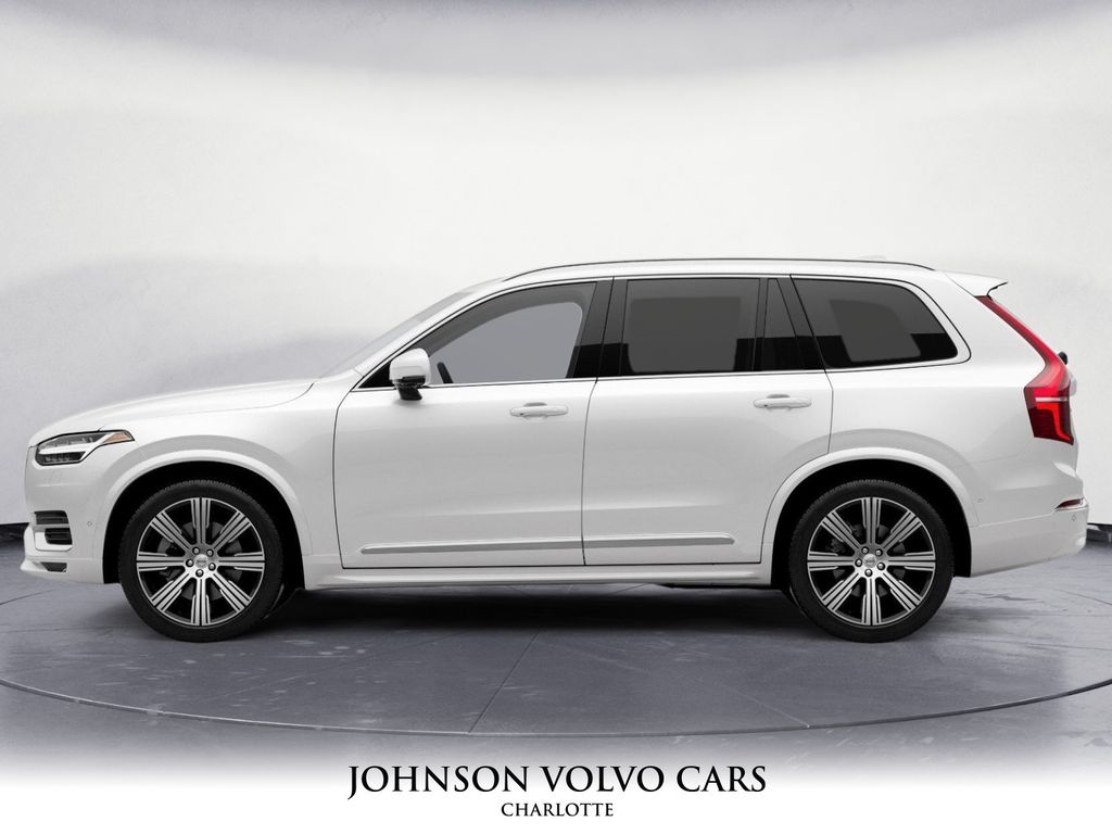 2024 Volvo XC90 Plus photo 3