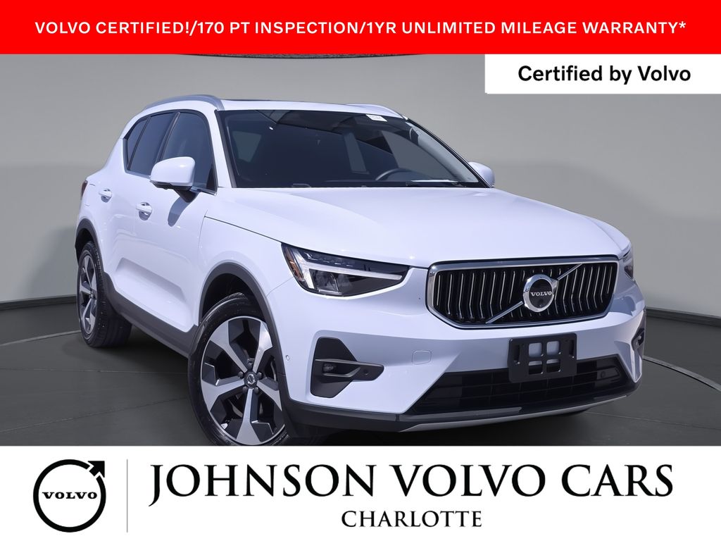 2025 Volvo XC40 B5 Plus Bright AWD's photo