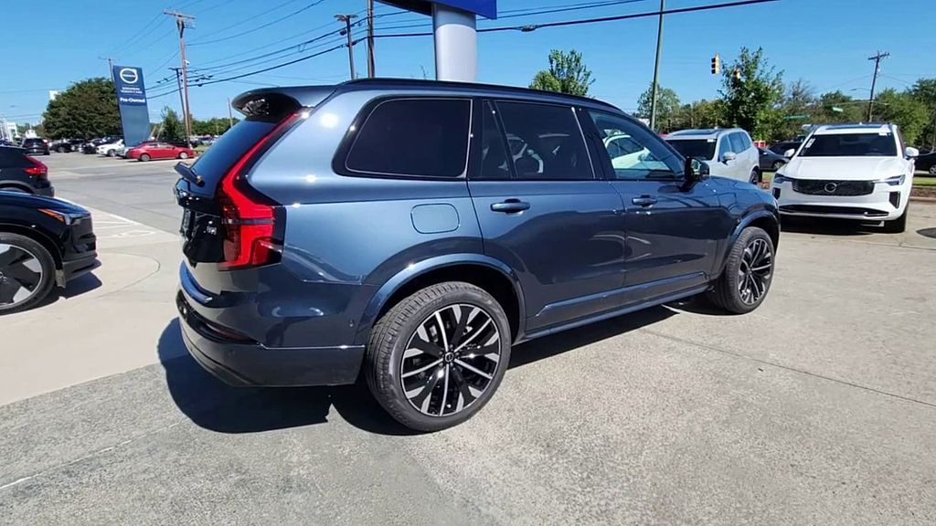 New 2026 Volvo XC90 B6 Ultra Dark Theme 7-Seater SUV