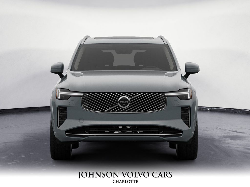 2026 Volvo XC90 Plus photo 2