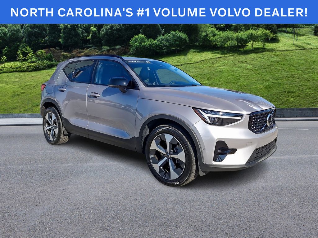 2026 Volvo XC40
