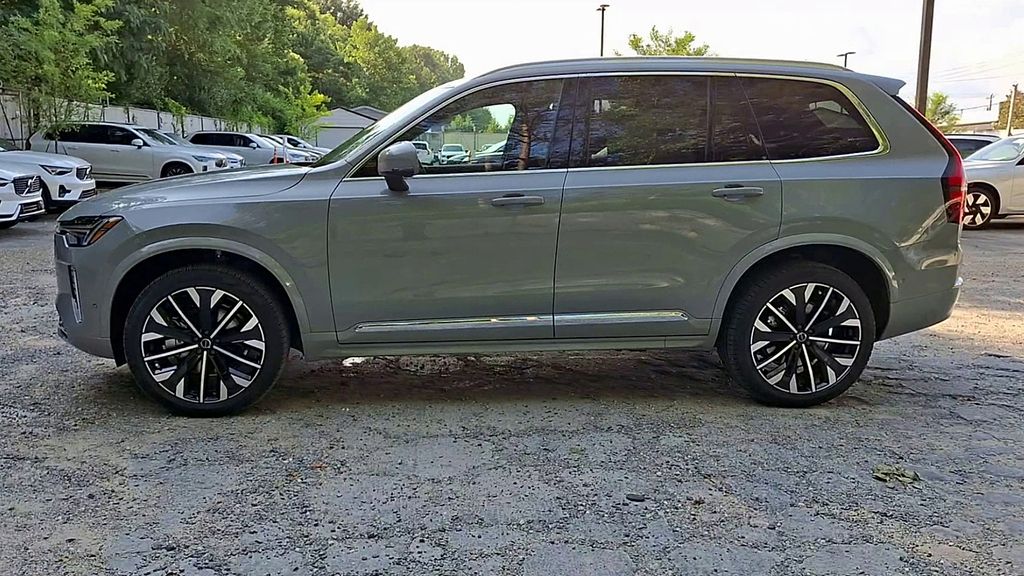 2026 Volvo XC90 Ultra - Photo 9
