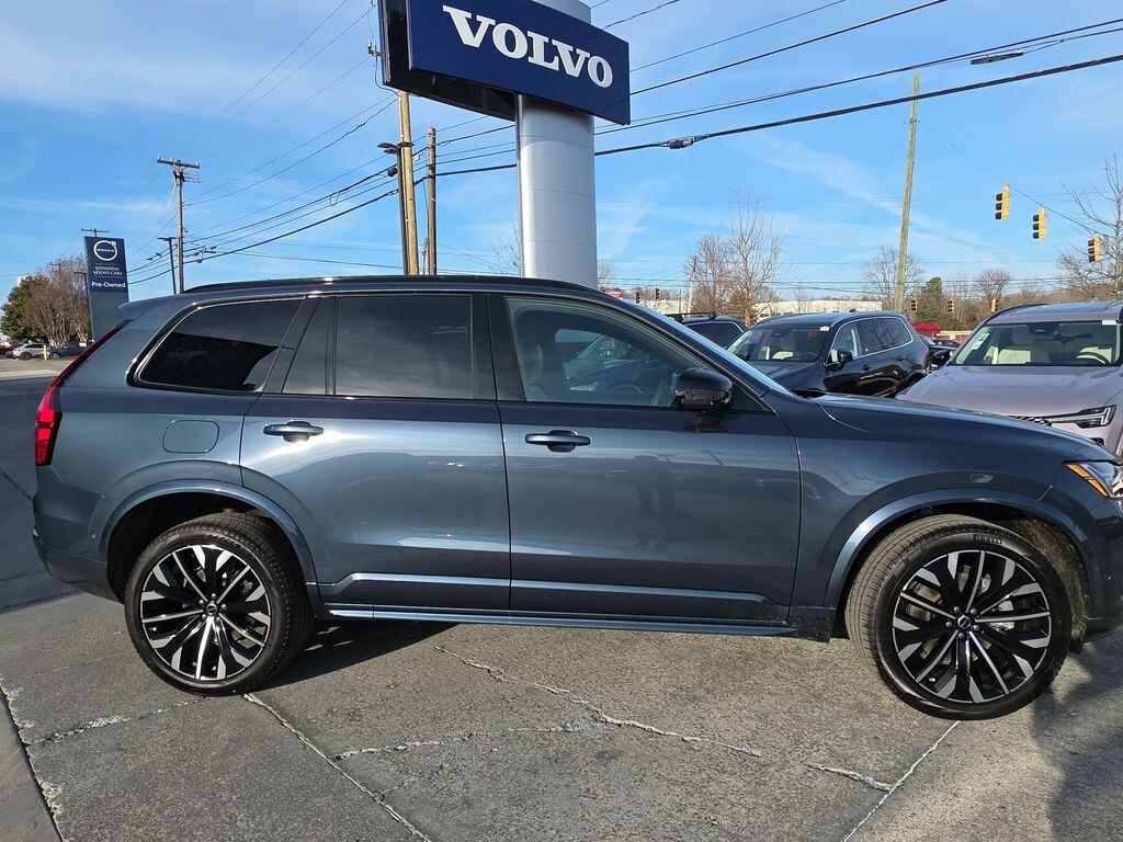 New 2026 Volvo XC90 B6 Ultra Dark Theme 7-Seater SUV