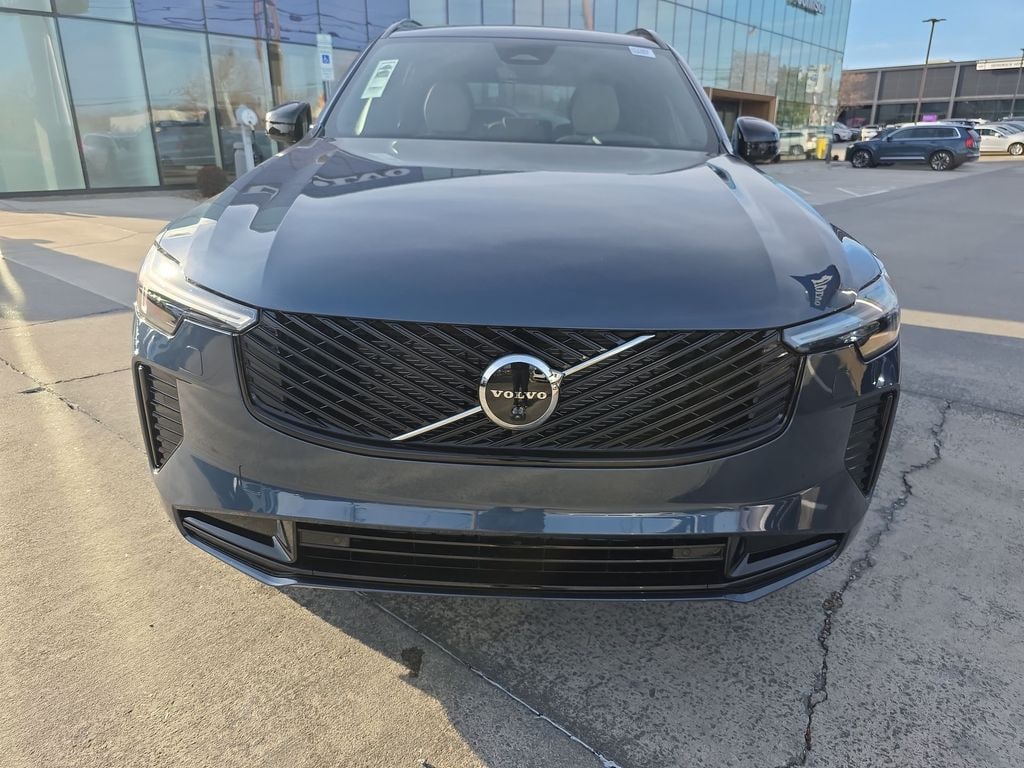 New 2026 Volvo XC90 B6 Ultra Dark Theme 7-Seater SUV