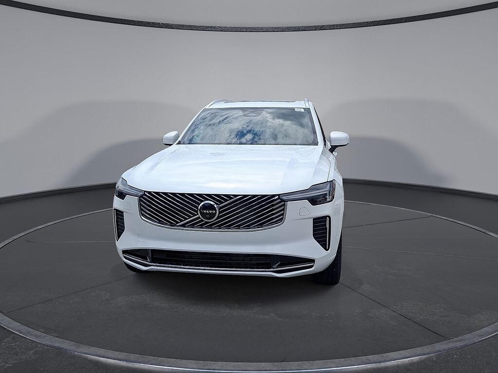 New 2026 Volvo XC90 B6 Plus 7-Seater SUV