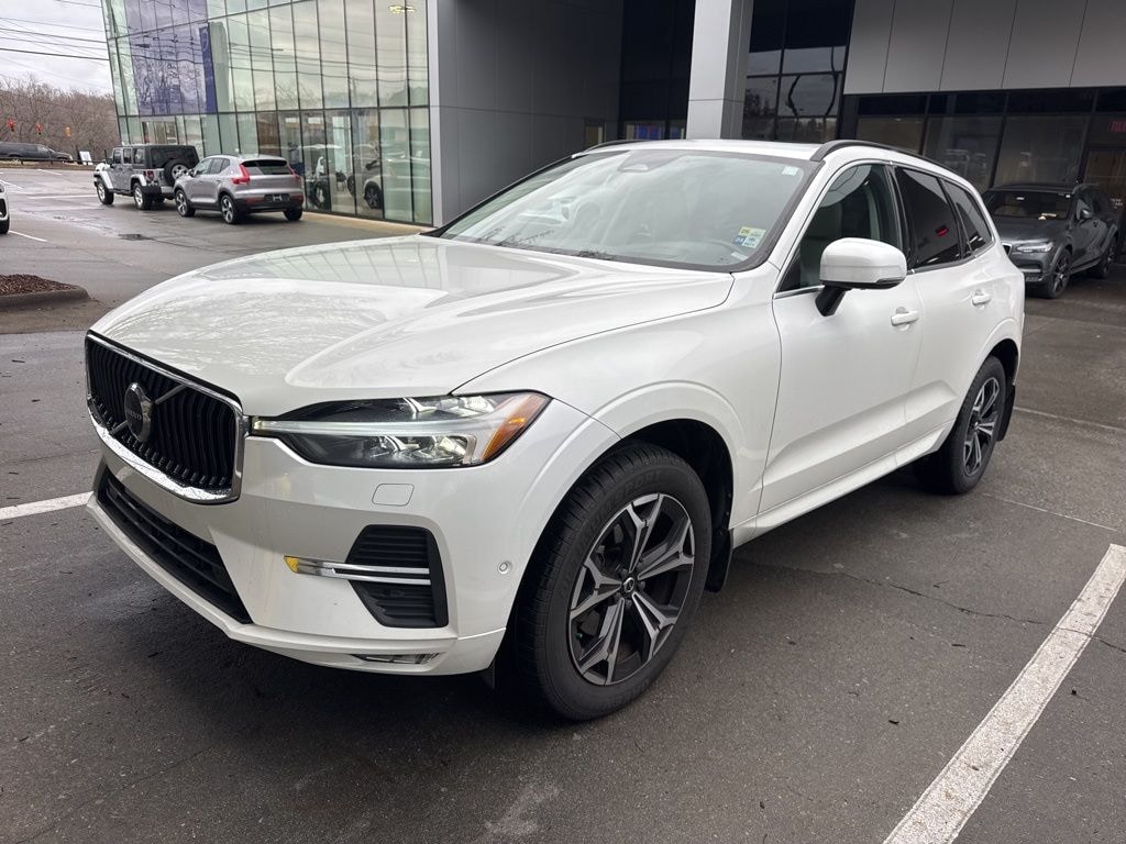 Used 2022 Volvo XC60 B5 FWD Momentum SUV
