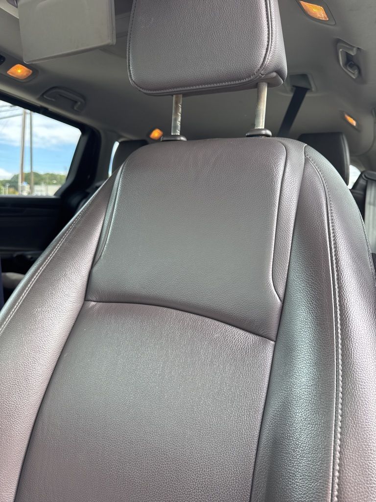 2019 Honda Odyssey Touring photo 4