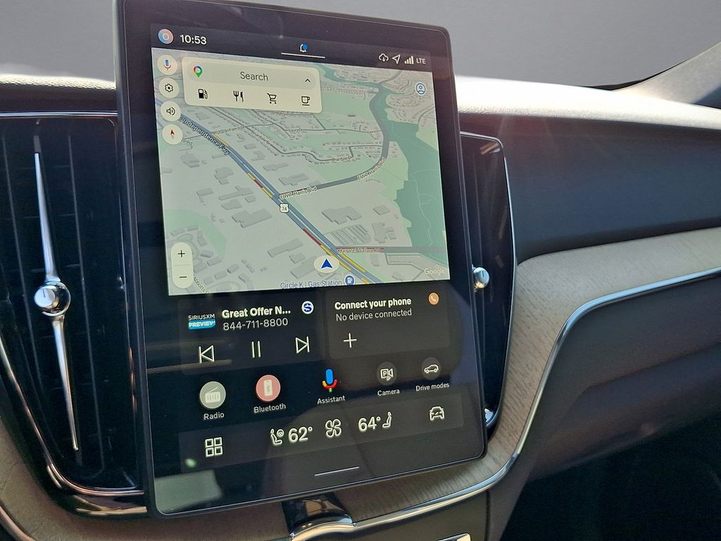 2026 Volvo XC60 Plus - Photo 22