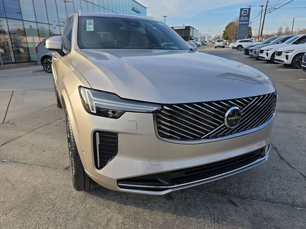 New 2026 Volvo XC90 B6 Plus 7-Seater SUV