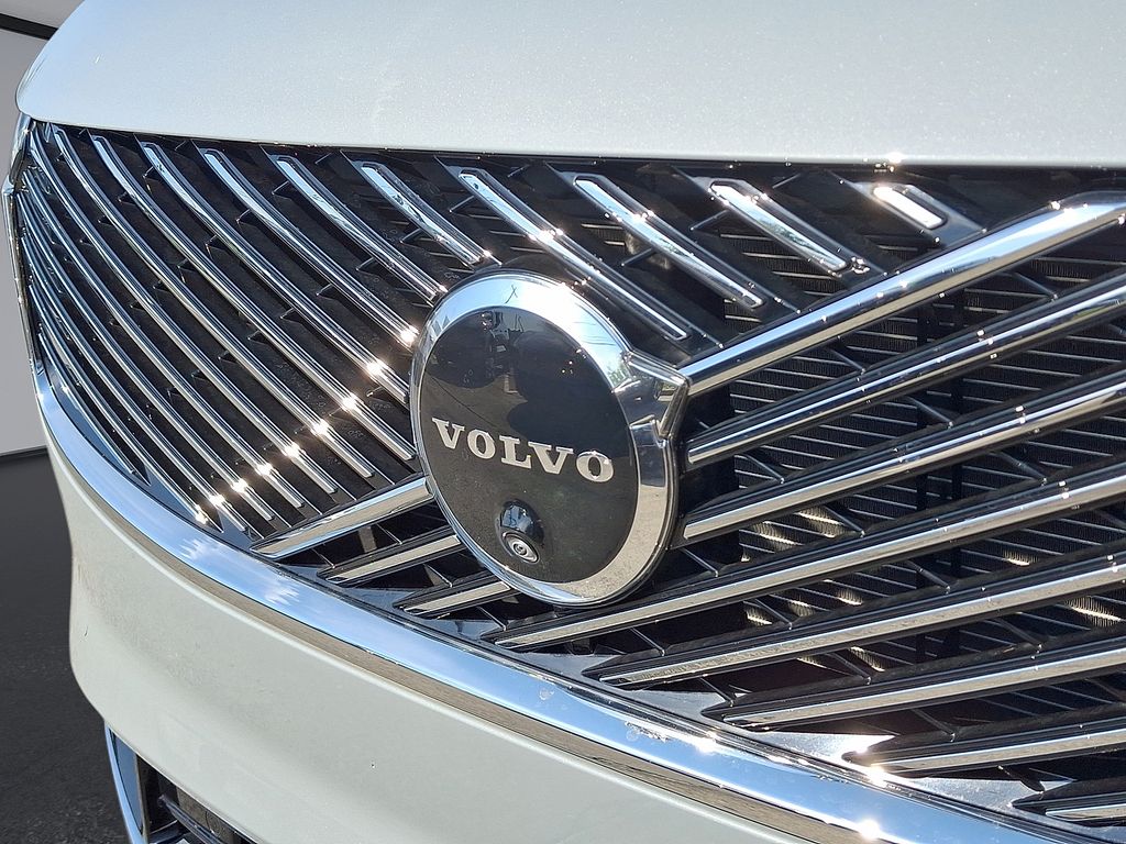 2026 Volvo XC90 Plus - Photo 25