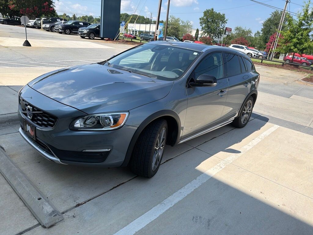 Used 2018 Volvo V60 Cross Country T5 AWD Wagon