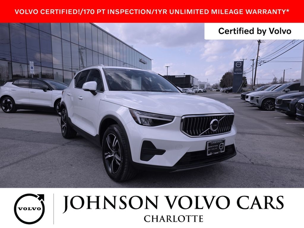 Certified 2025 Volvo XC40 B5 Core Bright Theme SUV