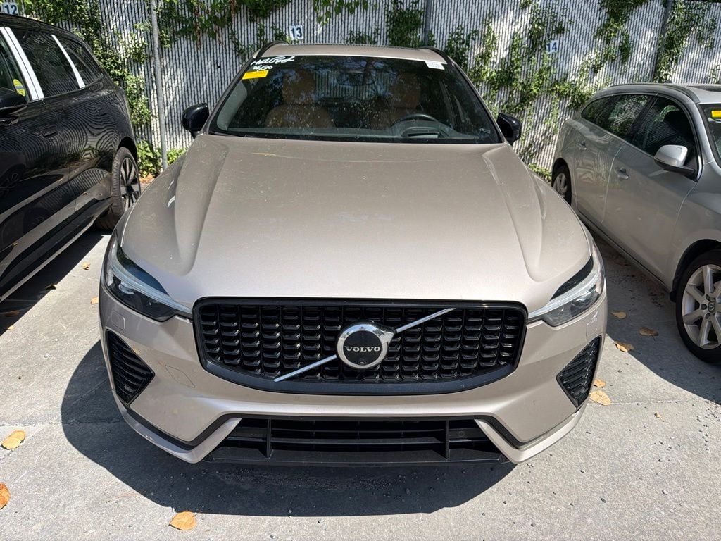 Certified 2024 Volvo XC60 B5 Ultimate Dark SUV