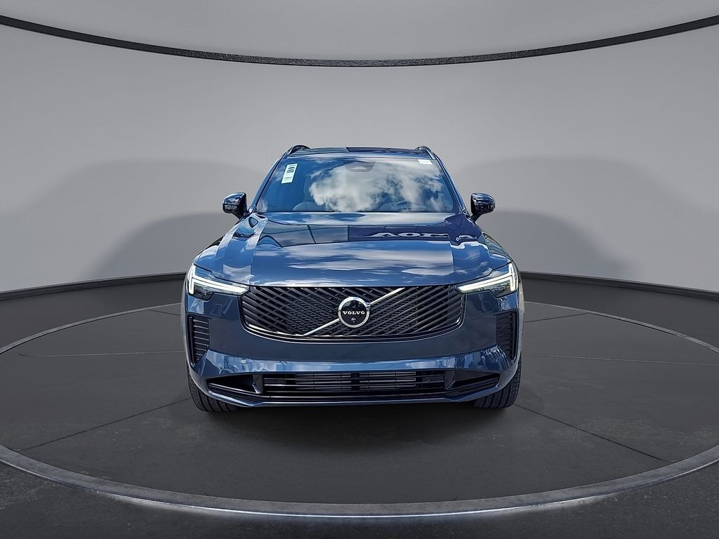 New 2026 Volvo XC90 plug-in hybrid T8 Ultra Dark Theme 7-Seater SUV