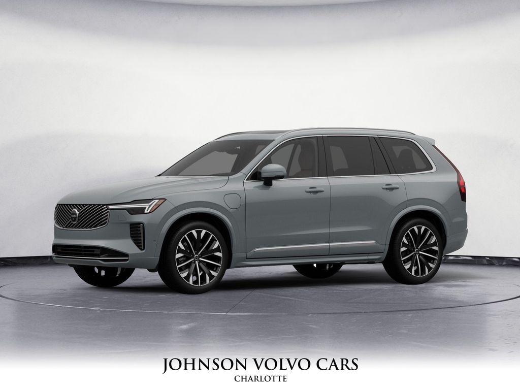 2026 Volvo XC90 Plus's photo