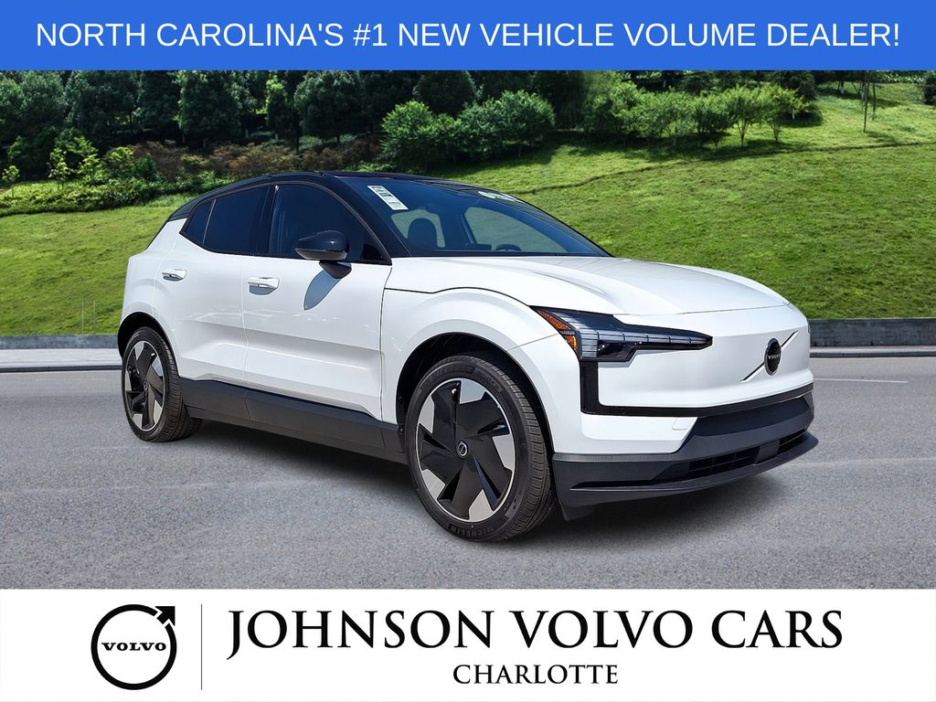 2025 Volvo EX30 Twin Motor Performance Plus's photo