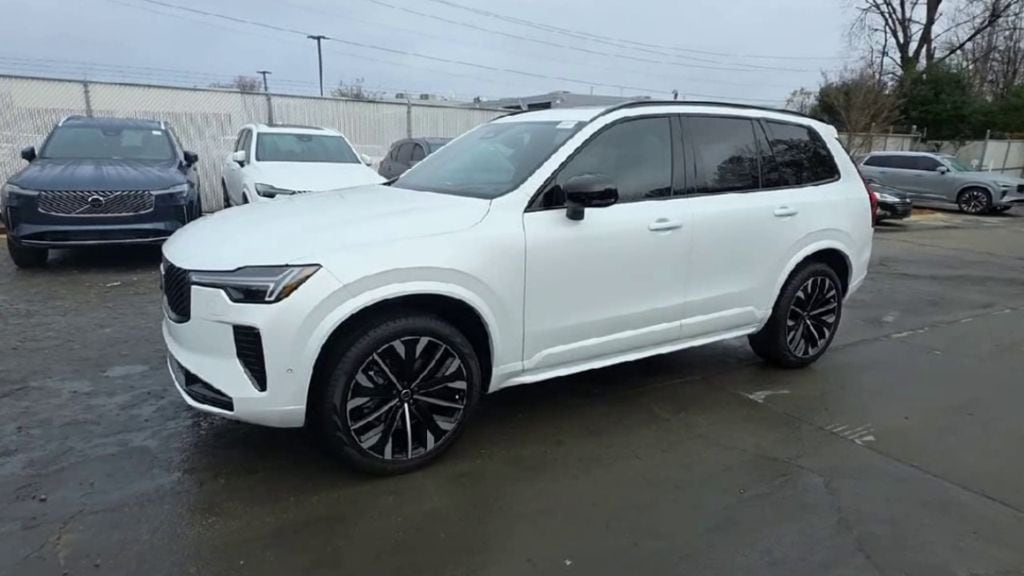 New 2026 Volvo XC90 B6 Ultra Dark Theme 7-Seater SUV