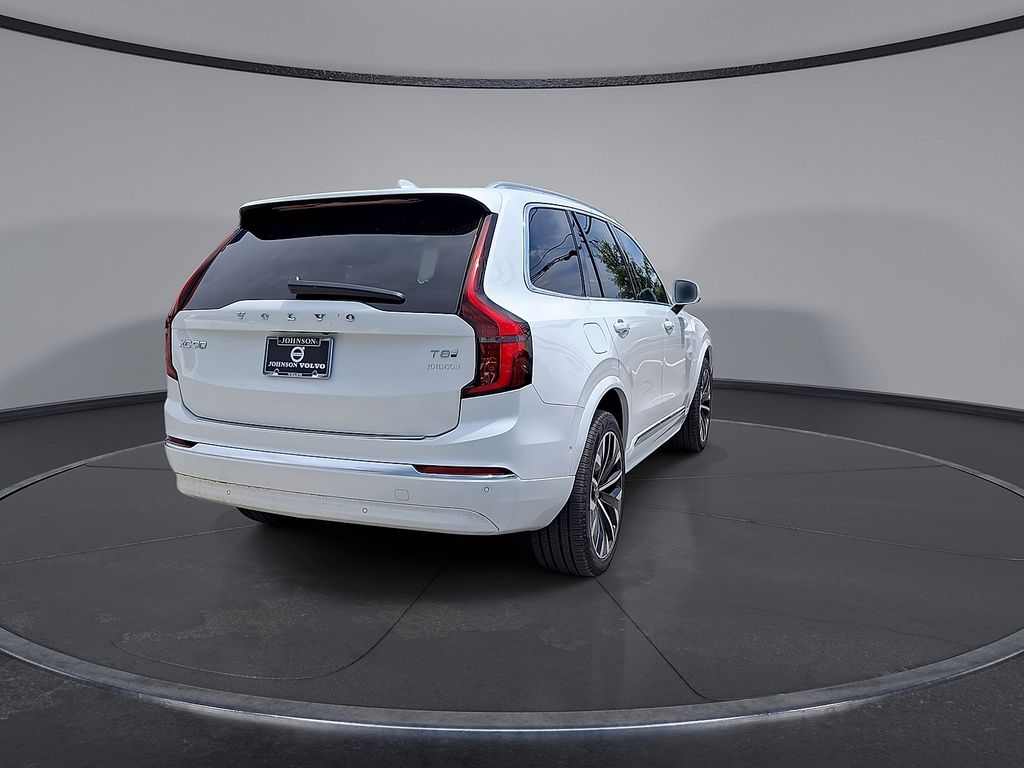 2026 Volvo XC90 Plus - Photo 8
