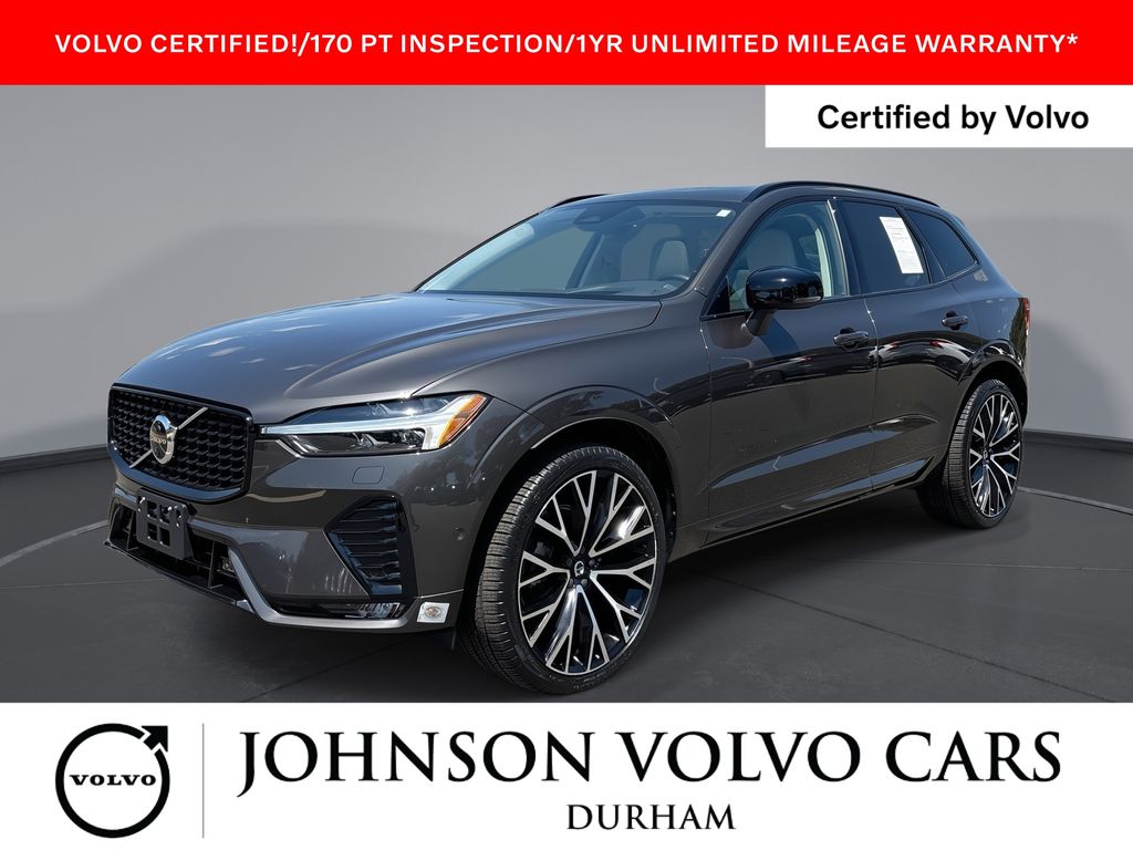 2023 Volvo XC60 B5 Ultimate Dark Theme FWD's photo