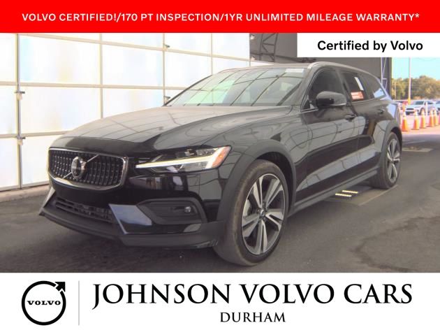 2025 Volvo V60 Cross Country B5 Plus AWD's photo