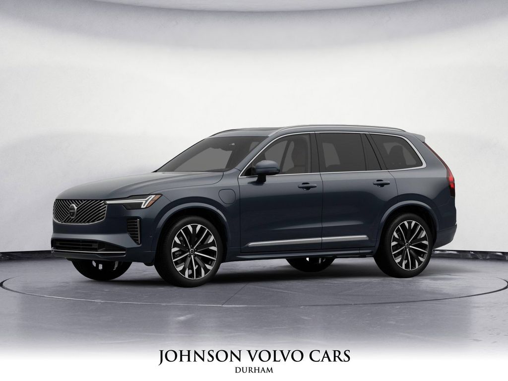2026 Volvo XC90 Plus's photo